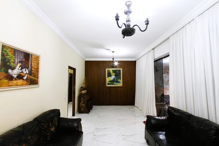 Sala de casa para alugar com 7 quartos, 350m² em Prado, Belo Horizonte