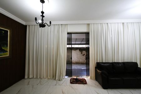 Sala de casa para alugar com 7 quartos, 350m² em Prado, Belo Horizonte