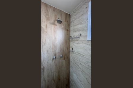 Apartamento à venda com 77m², 3 quartos e 1 vagaBanheiro da Suíte