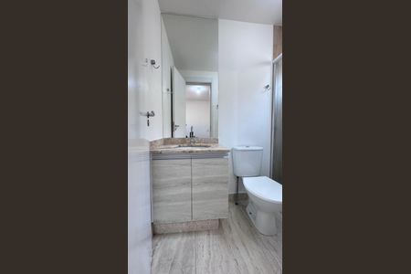 Apartamento à venda com 77m², 3 quartos e 1 vagaBanheiro da Suíte