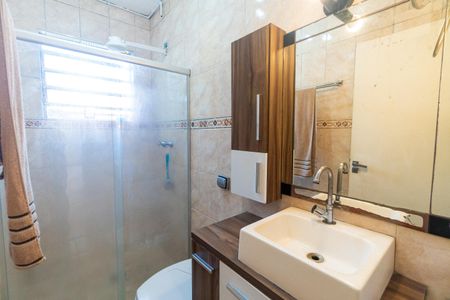 Casa à venda com 130m², 2 quartos e 2 vagasBanheiro