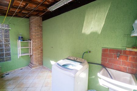 Casa à venda com 130m², 2 quartos e 2 vagasLavanderia