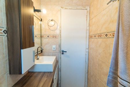 Casa à venda com 130m², 2 quartos e 2 vagasBanheiro