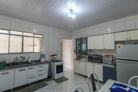 Casa à venda com 80m², 3 quartos e 10 vagas Casa à venda com 80m², 3 quartos e 10 vagasCozinha