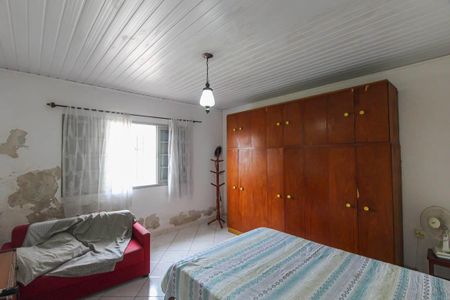 Casa à venda com 80m², 3 quartos e 10 vagas Casa à venda com 80m², 3 quartos e 10 vagasQuarto 1