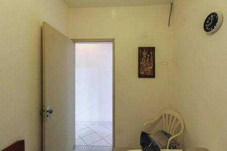 Casa à venda com 80m², 3 quartos e 10 vagas Casa à venda com 80m², 3 quartos e 10 vagasQuarto 2