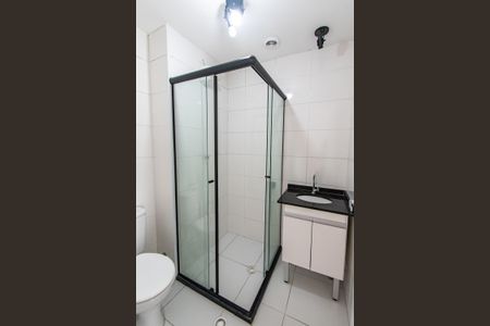 Banheiro Social de kitnet/studio à venda com 1 quarto, 27m² em Vila Dom Pedro I, São Paulo