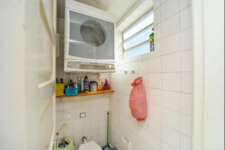 Apartamento à venda com 59m², 2 quartos e 1 vagaBanheiro de serviço