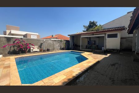 Casa à venda com 350m², 4 quartos e 4 vagasÁrea Externa