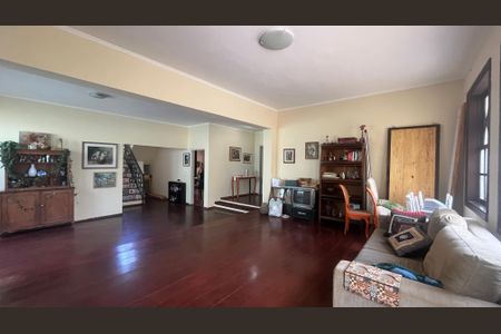 Sala de casa à venda com 4 quartos, 350m² em Cidade Universitária, Campinas