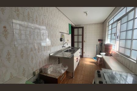 Casa à venda com 350m², 4 quartos e 4 vagasCozinha