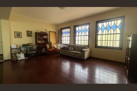 Sala de casa à venda com 4 quartos, 350m² em Cidade Universitária, Campinas