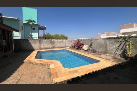 Casa à venda com 350m², 4 quartos e 4 vagasÁrea Externa