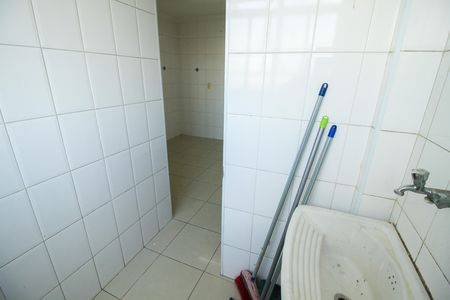 Apartamento à venda com 77m², 2 quartos e 1 vaga Apartamento à venda com 77m², 2 quartos e 1 vagaÁrea de Serviço