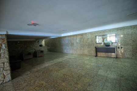 Apartamento à venda com 77m², 2 quartos e 1 vaga Apartamento à venda com 77m², 2 quartos e 1 vagaÁrea comum