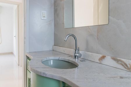 Apartamento à venda com 96m², 3 quartos e 1 vagaBanheiro Social