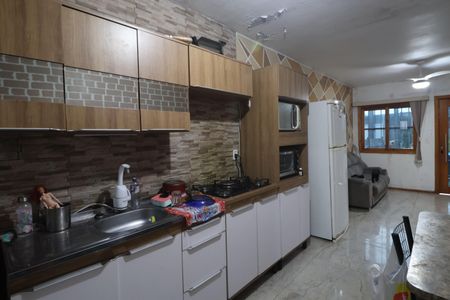 Casa à venda com 50m², 2 quartos e 2 vagasCozinha