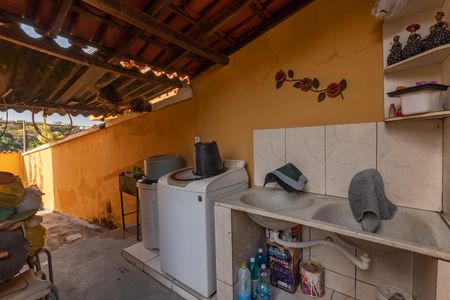 Casa à venda com 360m², 3 quartos e 6 vagas Casa à venda com 360m², 3 quartos e 6 vagasÁrea de Serviço