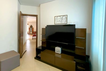 Casa à venda com 460m², 5 quartos e 4 vagasQuarto 3