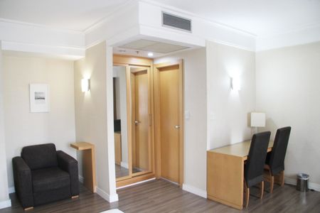 Apartamento para alugar com 32m², 1 quarto e 1 vagaStudio