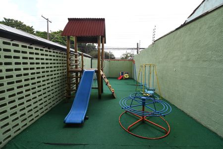 Apartamento à venda com 103m², 3 quartos e 2 vagasÁrea comum - Playground