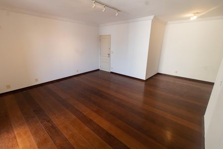 Apartamento à venda com 156m², 3 quartos e 1 vagaSala