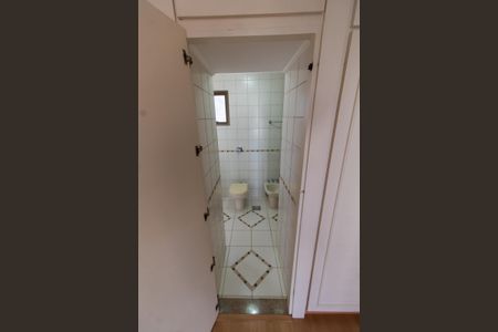 Apartamento à venda com 156m², 3 quartos e 1 vagaBanheiro da Suíte