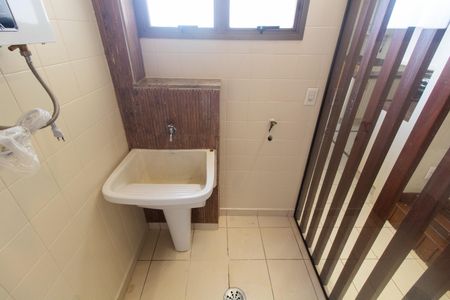 Apartamento à venda com 156m², 3 quartos e 1 vagaÁrea de Serviço