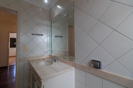 Apartamento à venda com 156m², 3 quartos e 1 vagaBanheiro