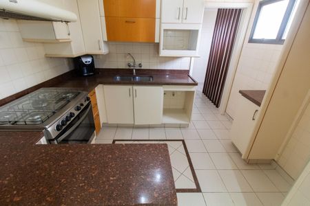 Apartamento à venda com 156m², 3 quartos e 1 vagaCozinha