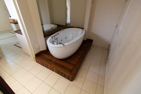 Apartamento à venda com 156m², 3 quartos e 1 vagaBanheira