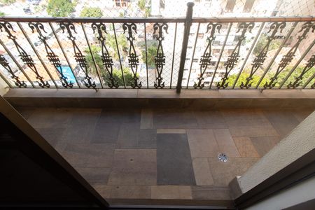 Apartamento à venda com 156m², 3 quartos e 1 vagaSacada