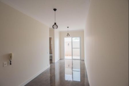 Sala de apartamento à venda com 2 quartos, 70m² em Jardim do Lago, Campinas