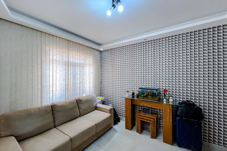 Casa à venda com 144m², 3 quartos e 2 vagasSala