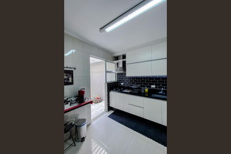 Casa à venda com 144m², 3 quartos e 2 vagasCozinha