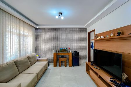 Sala de casa à venda com 3 quartos, 144m² em Vila Bertioga, São Paulo