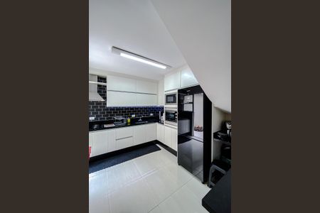 Casa à venda com 144m², 3 quartos e 2 vagasCozinha