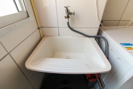 Apartamento à venda com 45m², 2 quartos e sem vaga Apartamento à venda com 45m², 2 quartos e sem vagaCozinha e Área de Serviço