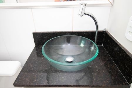 Apartamento para alugar com 44m², 2 quartos e 1 vaga Apartamento para alugar com 44m², 2 quartos e 1 vagaBanheiro