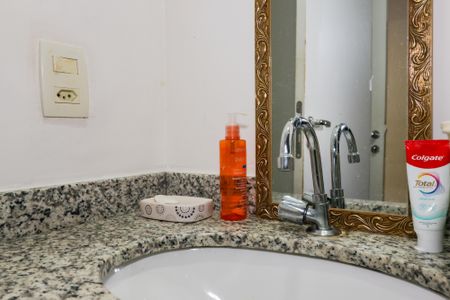 Apartamento para alugar com 65m², 3 quartos e 1 vaga Apartamento para alugar com 65m², 3 quartos e 1 vagaBanheiro da Suíte