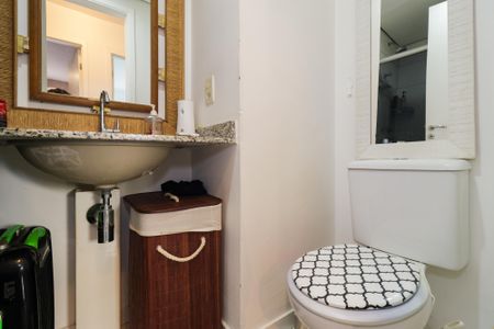 Apartamento para alugar com 65m², 3 quartos e 1 vaga Apartamento para alugar com 65m², 3 quartos e 1 vagaBanheiro