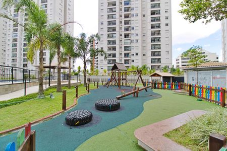 Apartamento para alugar com 65m², 3 quartos e 1 vaga Apartamento para alugar com 65m², 3 quartos e 1 vagaÁrea comum - Playground