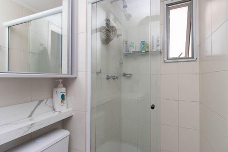 Apartamento à venda com 67m², 3 quartos e 2 vagasBanheiro da Suíte