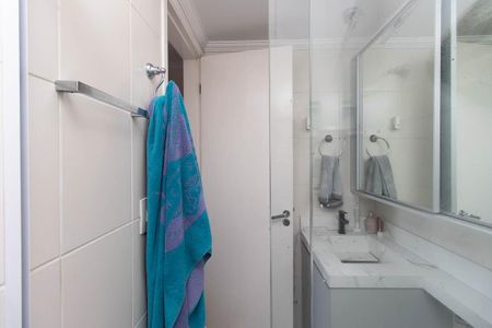 Apartamento à venda com 67m², 3 quartos e 2 vagasBanheiro da Suíte