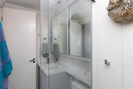 Apartamento à venda com 67m², 3 quartos e 2 vagasBanheiro da Suíte