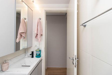 Apartamento à venda com 67m², 3 quartos e 2 vagasBanheiro Social