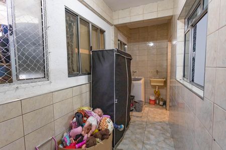 Casa para alugar com 57m², 2 quartos e 1 vaga Casa para alugar com 57m², 2 quartos e 1 vagaÁrea de serviço