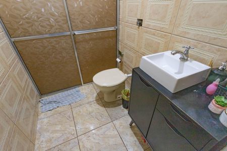 Casa para alugar com 57m², 2 quartos e 1 vaga Casa para alugar com 57m², 2 quartos e 1 vagaBanheiro