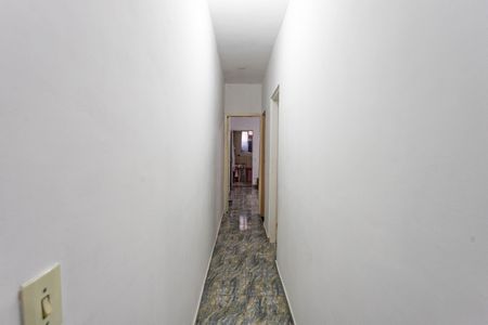 Casa para alugar com 57m², 2 quartos e 1 vaga Casa para alugar com 57m², 2 quartos e 1 vagaCorredor