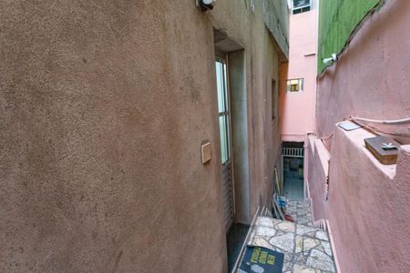 Casa para alugar com 57m², 2 quartos e 1 vaga Casa para alugar com 57m², 2 quartos e 1 vagaEntrada